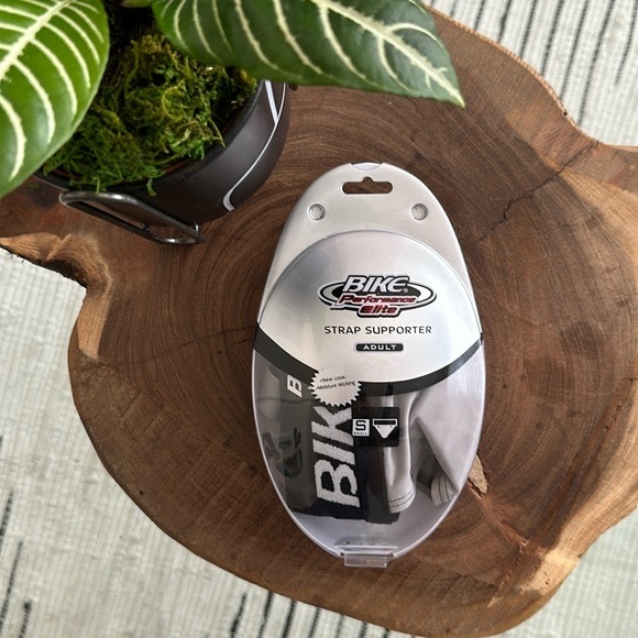 Bike - Picture 2 of 7